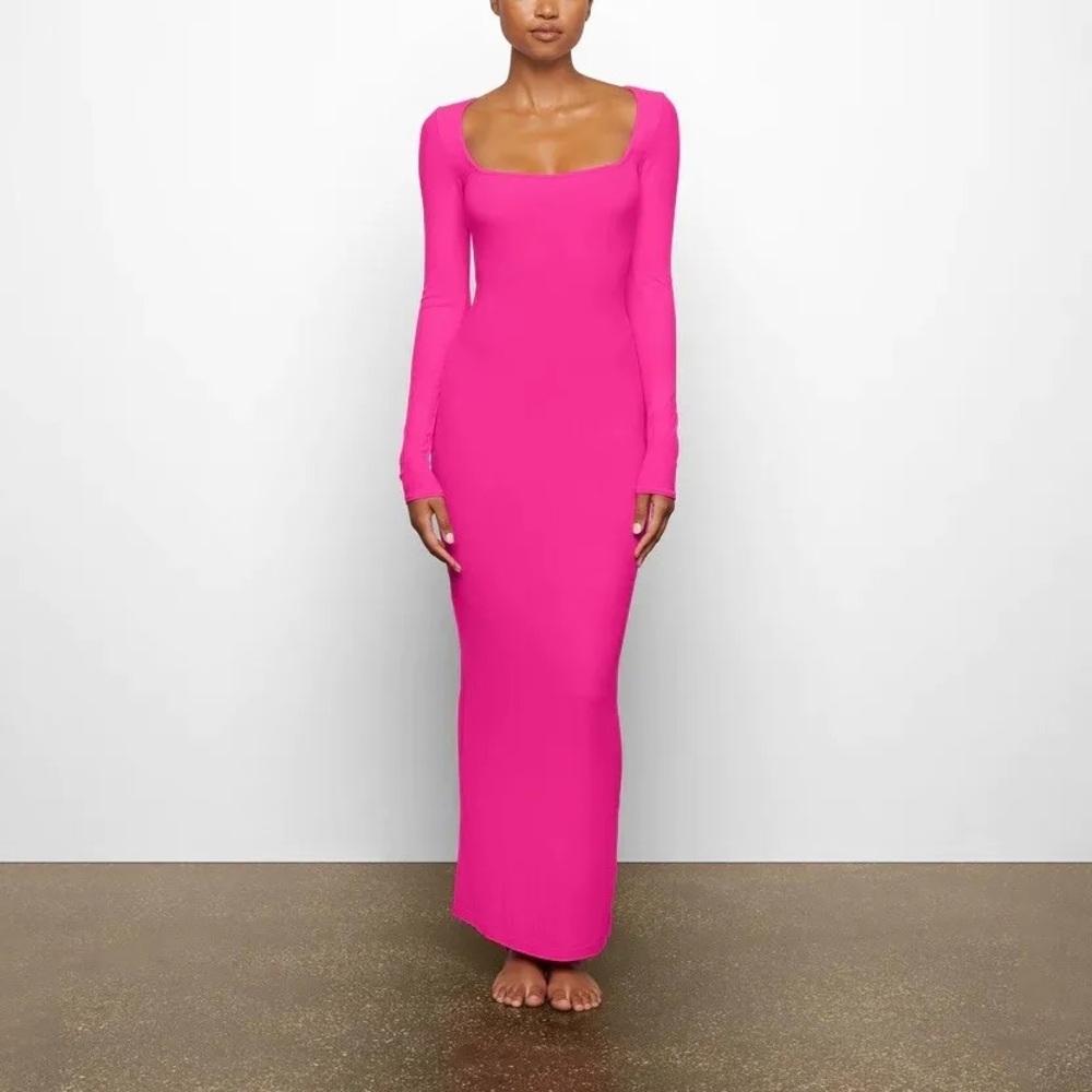 skims limited edition fuchsia pink maxi dress